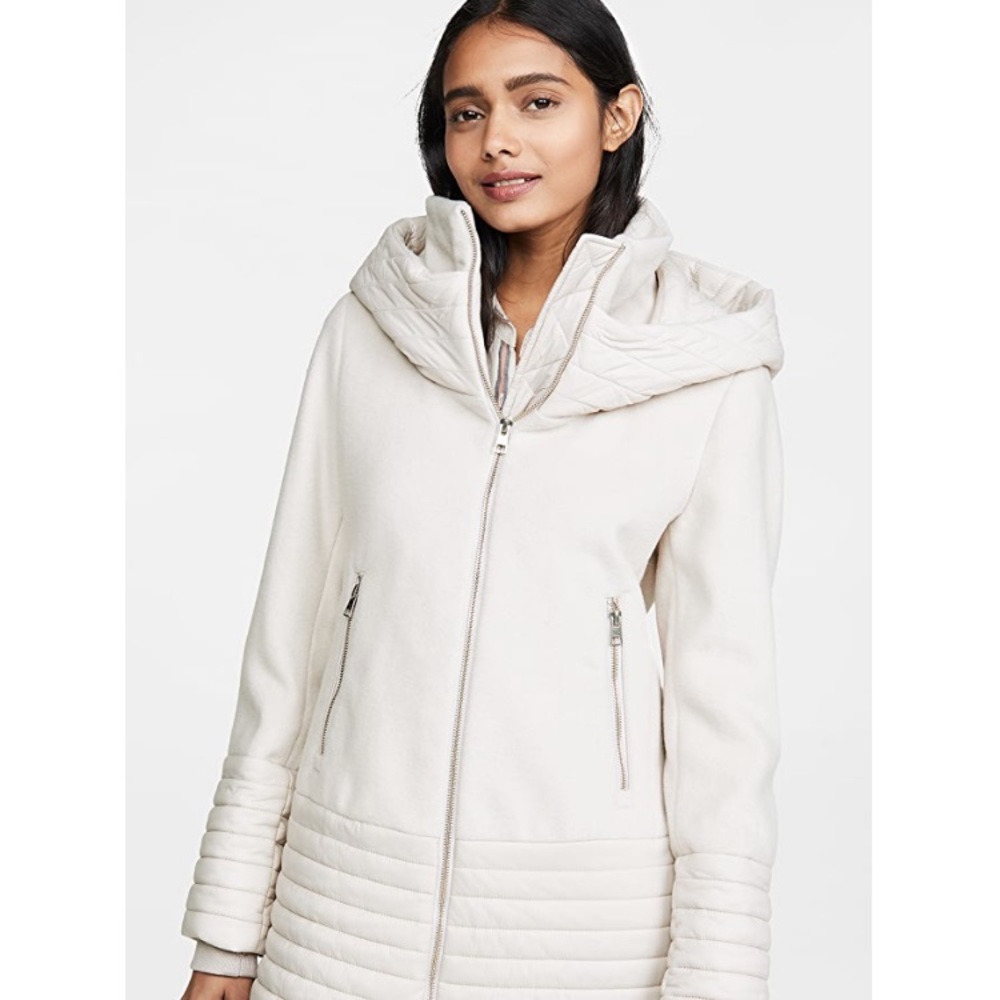 Soia & Kyo coat w/attached hood and thumb holes.